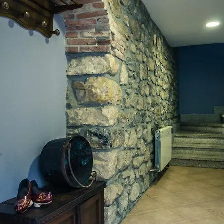 Amada Sara Poo (Cabrales)