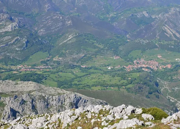 Amada Sara Poo (Cabrales)